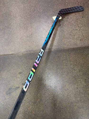 Junior Bauer Nexus Sync Hockey Stick Right Handed P92 40 Flex (Used)