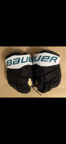 WANTED: San Jose Sharks Bauer Vapor or supreme Gloves 14" Pro Stock Pro cuff