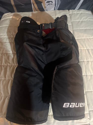 Senior Medium Bauer X60 Hockey Pants (Used)