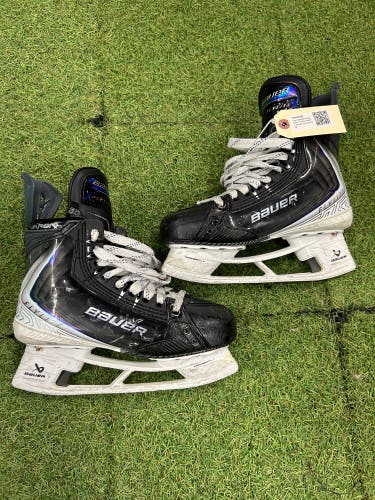 Intermediate Bauer Vapor Flylite Hockey Skates Size 5.0 | Bauer Fit 1 (Used)