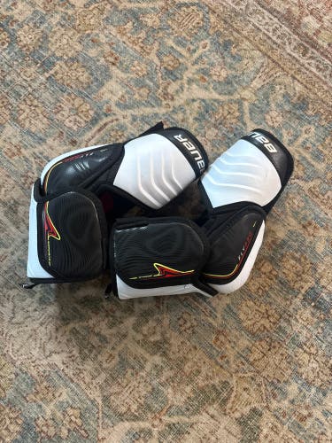 Intermediate Large Bauer Vapor Flypro Elbow Pads (Used)