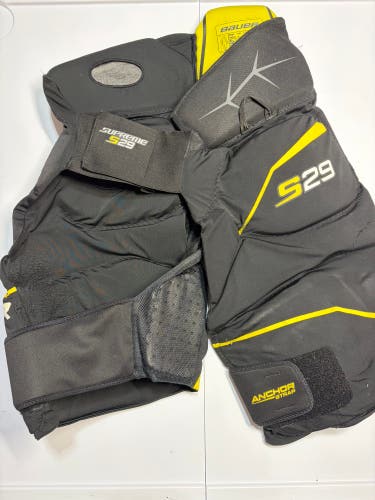 Medium Bauer Supreme Pant Shell (Used)