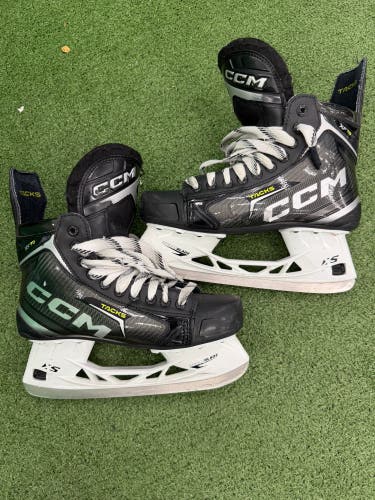 CCM Tacks XF 70 Hockey Skates | Size 8.5 Regular