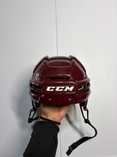 Medium CCM Tacks 910 Helmet Pro Stock (Used)