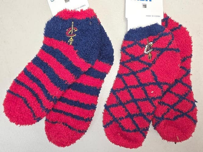 ST14 Mens NBA CLEVELAND CAVALIERS Crew Socks Lot of 2 Pair MEDIUM New
