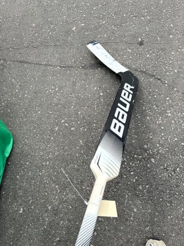 Bauer Supreme S27 Goalie Stick Regular 26" Paddle (Used)