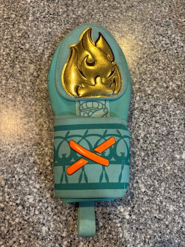 Aria Lady Liberty Junior Sliding Mitt (Used)