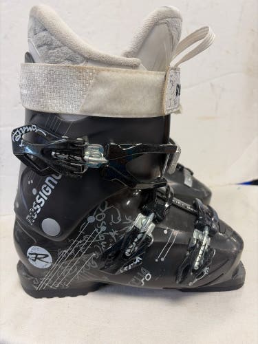 Mondo 24 & 24.5 Women's Rossignol Kelia All Mountain Ski Boots (Used)