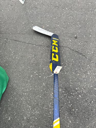 CCM Extreme Flex 4 Goalie Stick Regular (Used)