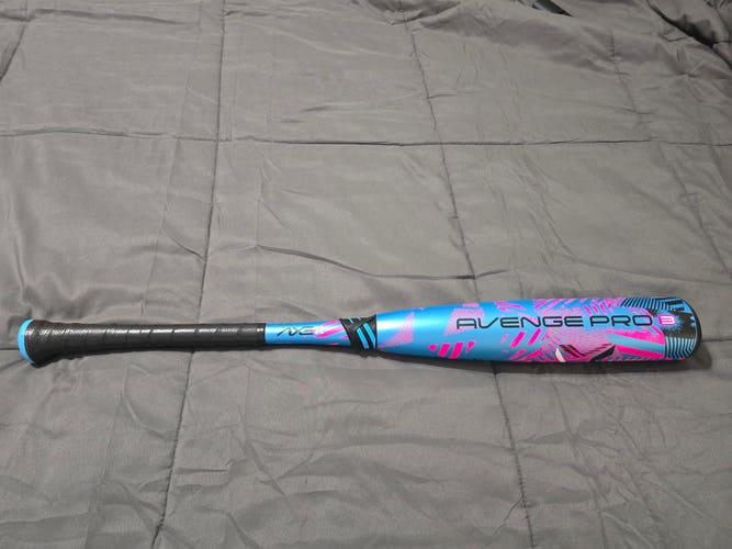 2025 AXE Avenge Pro Composite USSSA Certified Bat (-10) 18 oz 28" (Used)