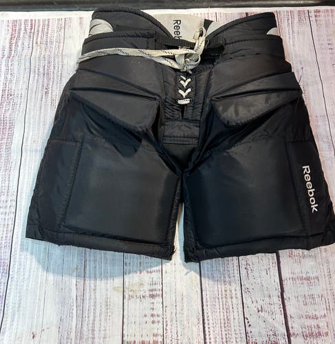 Black Junior Medium Reebok 9K Hockey Goalie Pants (Used)