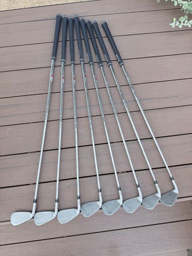 TaylorMade SIM2 MAX Right Handed Iron Set Stiff Flex (9 Clubs) #4 - #9, PW, GW, SW (Used)