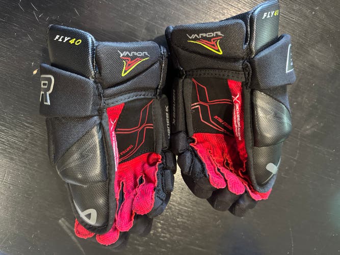 Bauer Vapor Fly 40 Gloves 12" (Used)