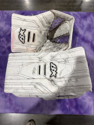 White Senior Brian's Optik 3 Goalie Gloves & Blockers Regular (Used)