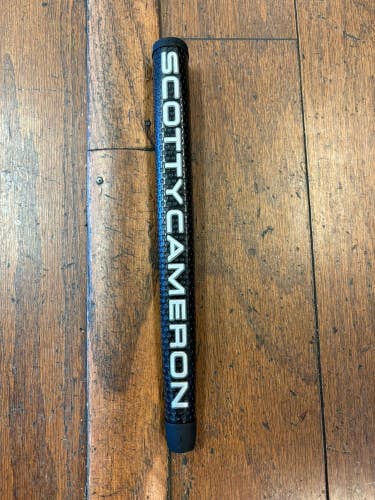 New Scotty Cameron Standard Size Putter Grip Black / Silver Script