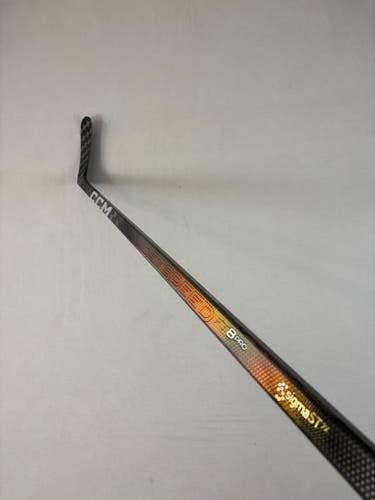 New 95 Flex P90TM Senior CCM JetSpeed FT8 Pro Right Hand Hockey Stick - Chrome