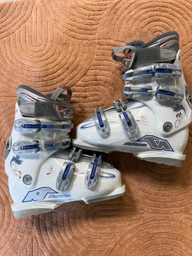 Women's Nordica Olympia Em CX Ski Boots | Mondo 24/24.5, 285mm (Used)