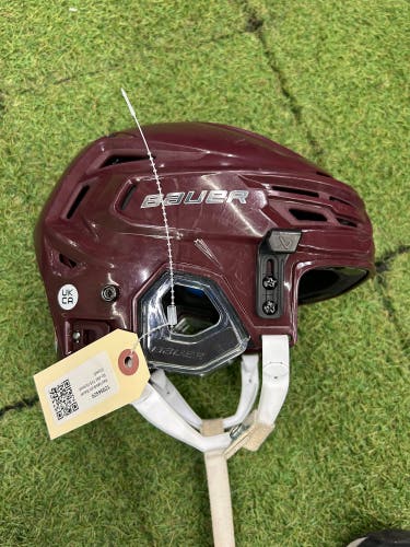Red Medium Bauer Re-Akt 155 Helmet (Used)