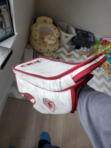 Jag Blocker Senior (Used)