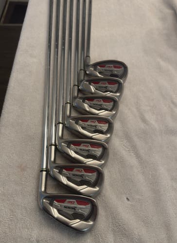 Men's Srixon Srixon GiE Right Handed Iron Set Regular Flex (7 Clubs) #5 - #9, PW, GW 38" (Used)