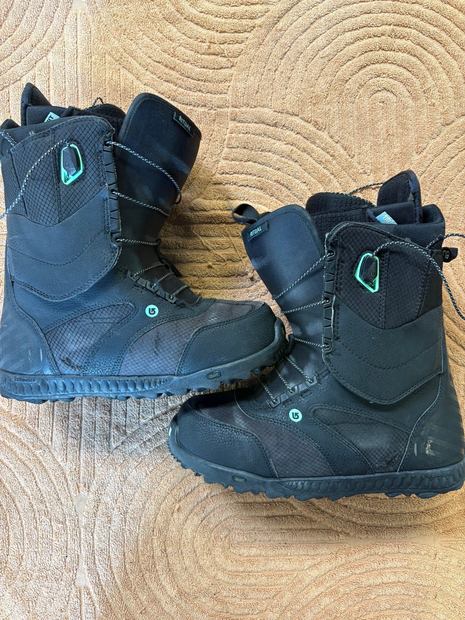 Women's Burton Ritual Snowboard Boots | Size 9.5 (Used