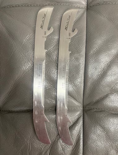 Bauer Fly-X 230 mm (Used)