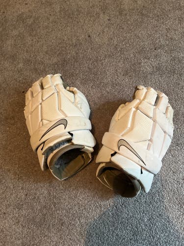 Nike Vapor Lacrosse Gloves (Used)