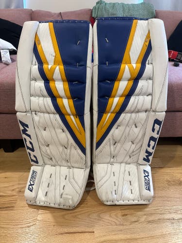 34" CCM EFlex 4 Goalie Leg Pads (Used)