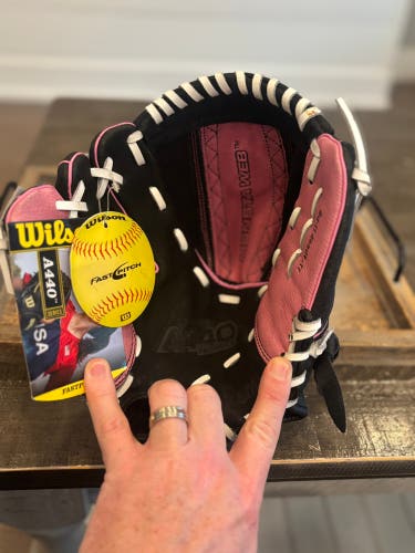 Wilson A440 Fastpitch LH Softball Glove 11" (New)
