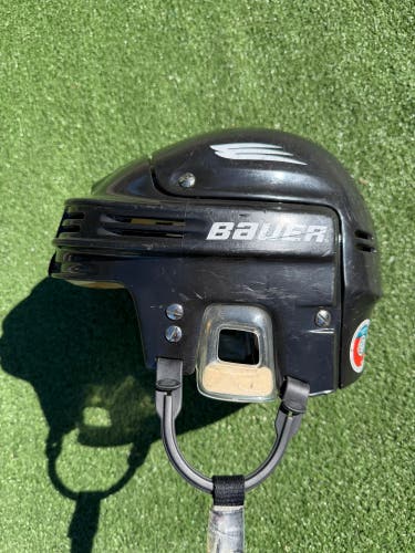 Large Bauer 4000 Helmet (Used)