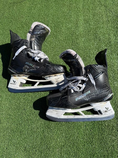 Bauer Supreme Shadow Hockey Skates Size 9 Fit 1 | Read Description