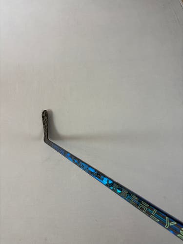 New 15 Flex T92 Youth True Catalyst Nitro Right Hand Hockey Stick