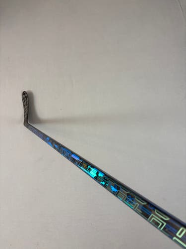 New 50 Flex T28 Junior True Catalyst Nitro Right Hand Hockey Stick