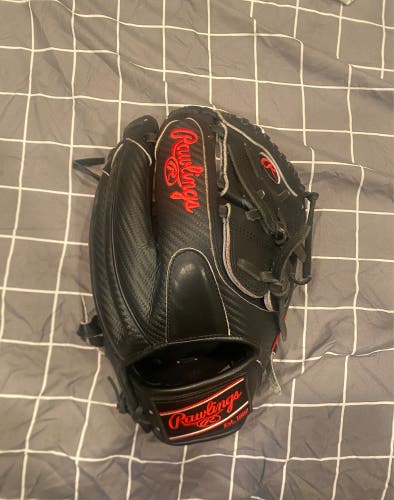2025 Rawlings Heart of the Hide RH Pitcher's Baseball Glove 11.75" (New)