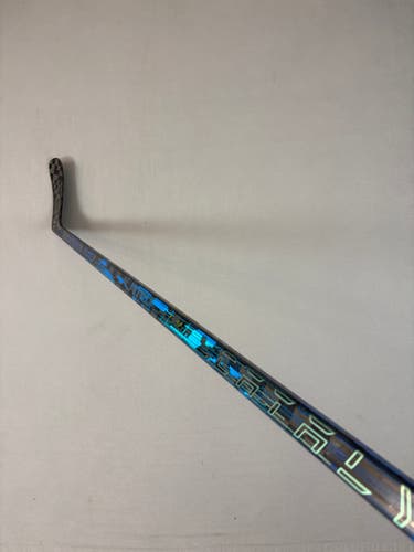 New 60 Flex T27 Intermediate True Catalyst Nitro Right Hand Hockey Stick