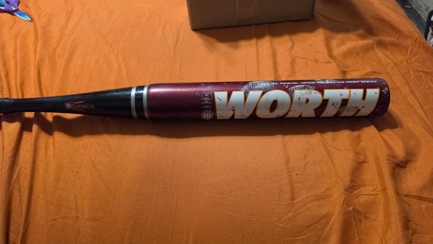 Worth Toxic Bat (-10) 26 oz 34" (Used)