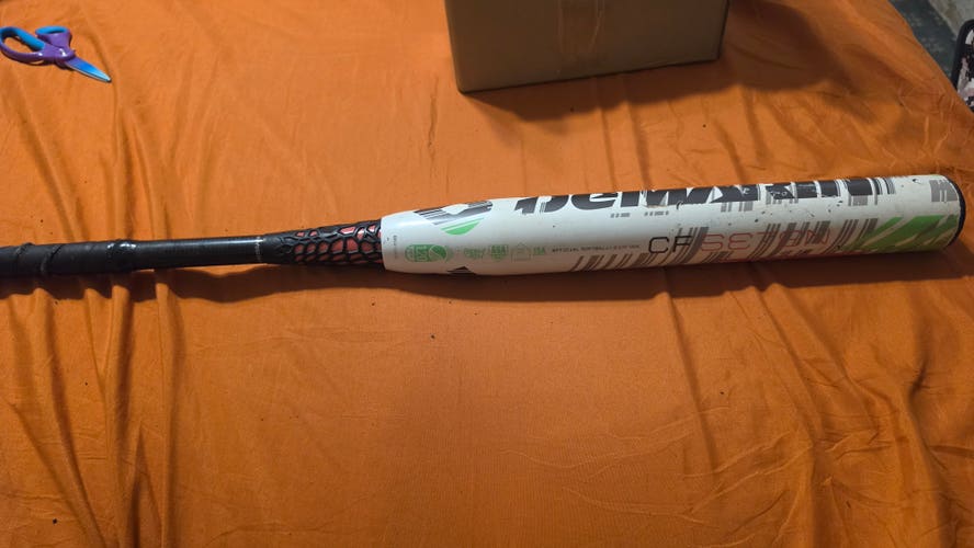 DeMarini CF7 Composite Bat (-10) 23 oz 33" (Used)
