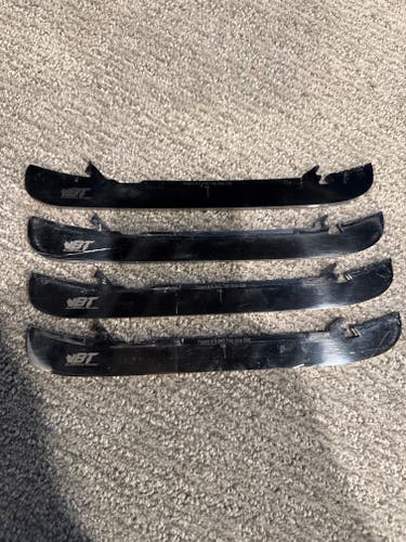 4 Sets of Blade Tech 230mm runners barely (Used)