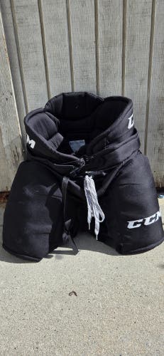 Men's Senior Large CCM HP32 Hockey Pants Pro Stock (Used)