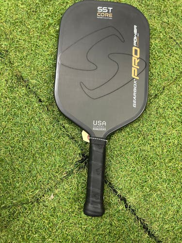 Gearbox Pro Power Elongated Pickleball Paddle (Used)