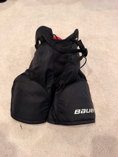 Black Youth Large Bauer Nsx Hockey Pants (Used)