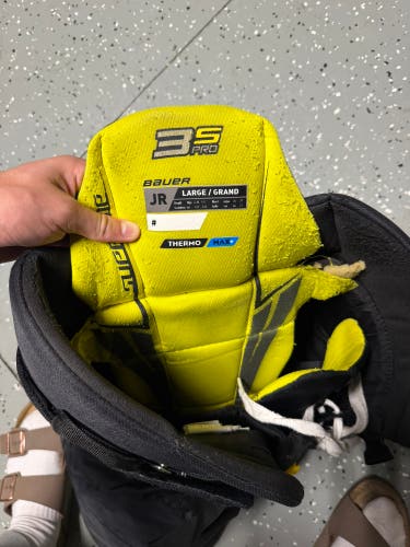 Men's Junior Large Bauer Supreme 3S Pro Hockey Pants (Used)