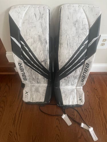 Large Bauer Vapor 3X Goalie Leg Pads (Used)