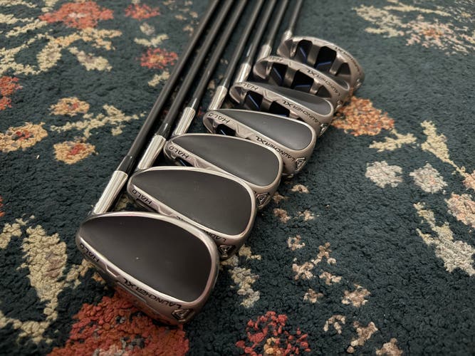 Cleveland Launcher XL Halo RH Iron Set (7 Clubs) 5-9, 2 wedge