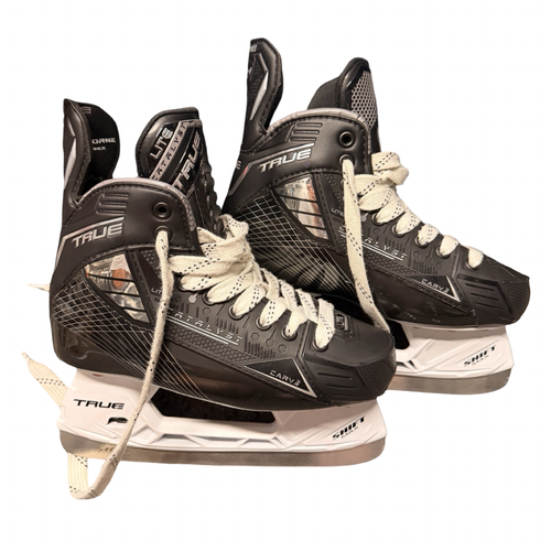 Used True CATALYST LITE Intermediate Hockey Skate Intermediate 5.0 10299-S000312648