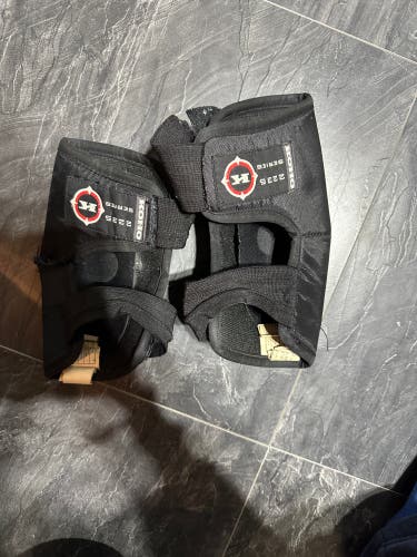 Senior Small Koho Elbow Pads (Used)