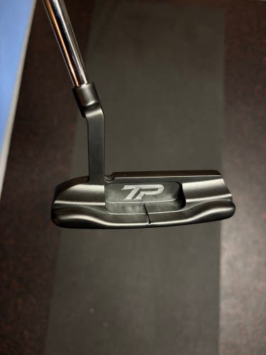 TaylorMade TP black Soto