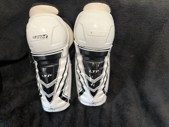 Youth CCM LTP 8" Shin Pads (Used)