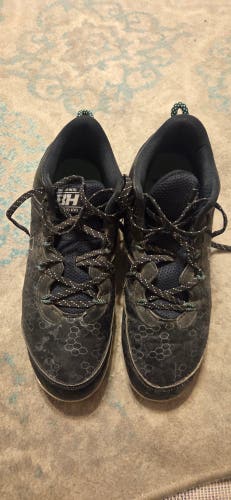 Under Armour baseball cleats (Used)