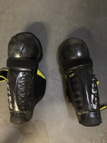 Senior CCM Tacks XF Pro 14" Shin Pads (Used)